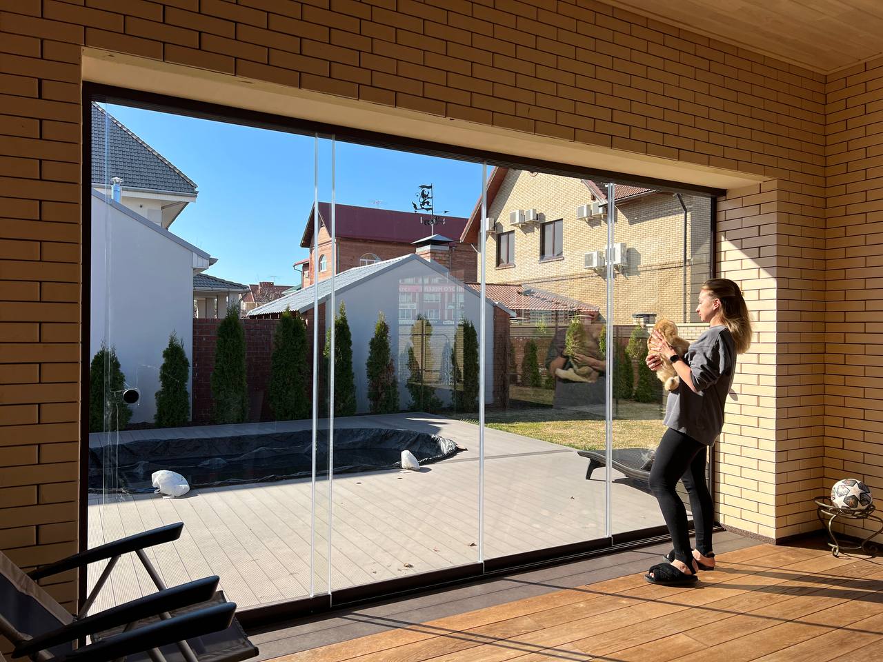 MIRO SLIDE